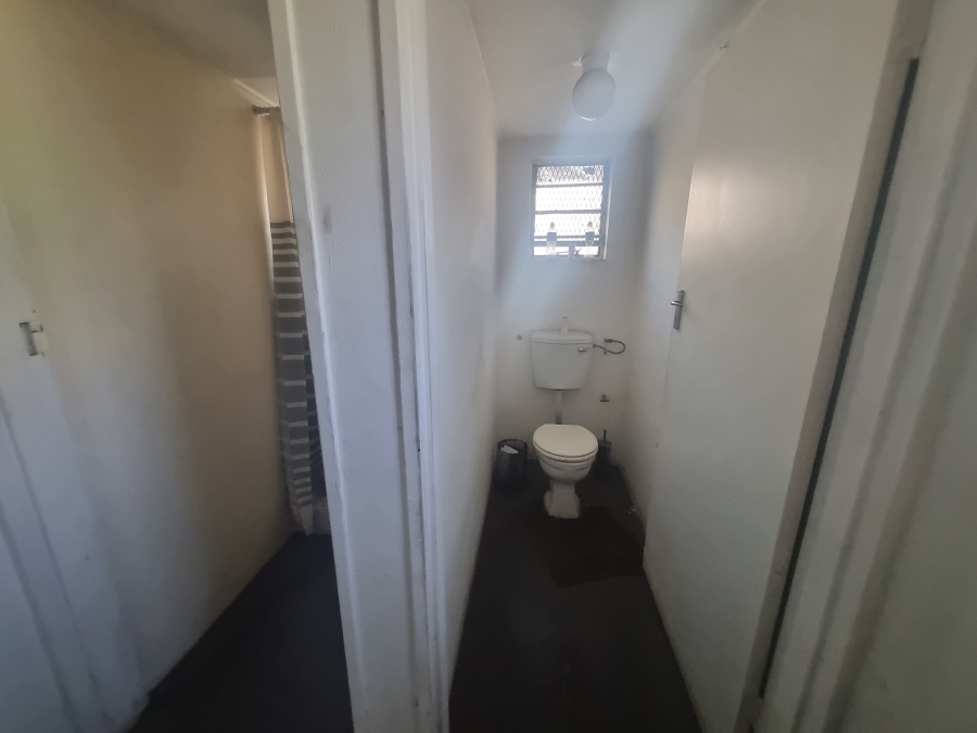 To Let commercial Property for Rent in Triangle Farm Western Cape